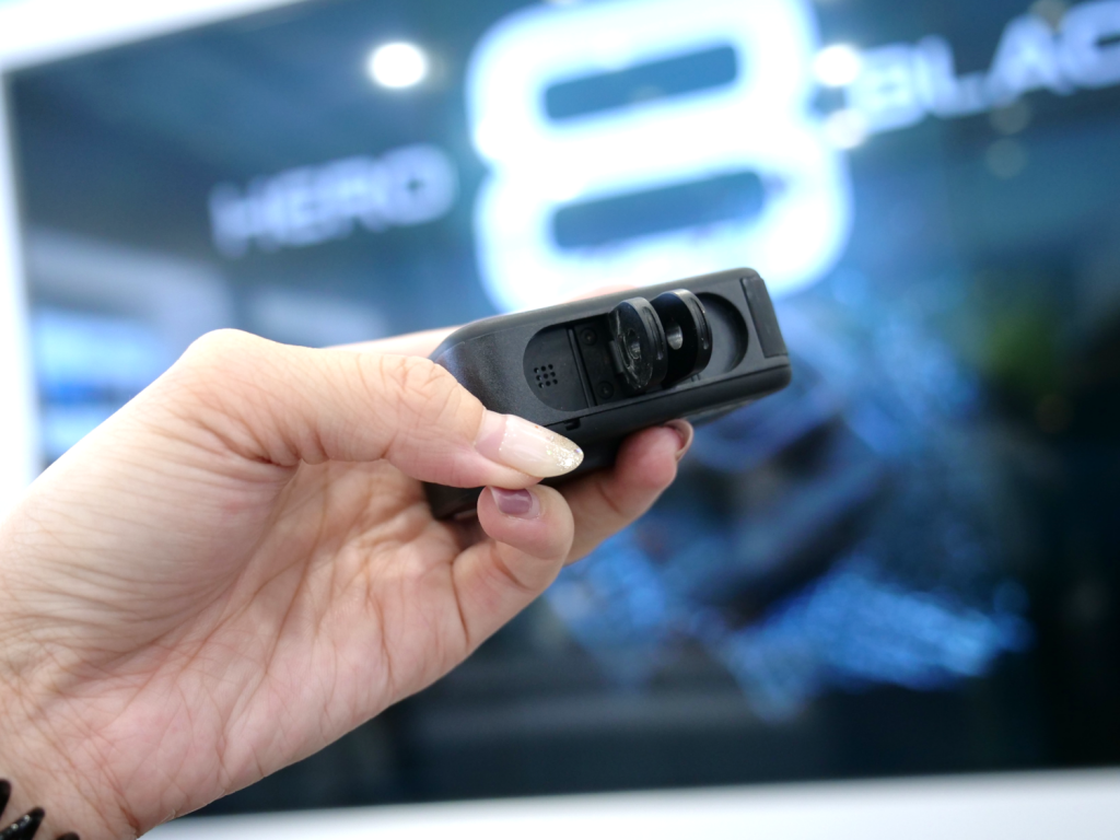 【實地探訪】運動相機大進化！GoPro Hero 8 Black & GoPro Max外觀升級、繁體中文、全新防抖動！ - gopro, GoPro Hero 8, GoPro Max, Hero 8, Max, 狗8, 運動相機 - 科技狗 3C DOG