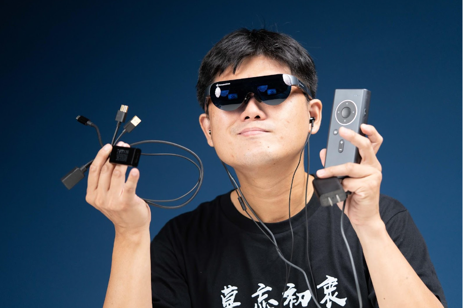 120 吋超爽看片！Dream Glass Flow 頭戴眼鏡 IMAX 玩遊戲｜HDMI、Oculus Quest 3 類 VR 體驗、XBOX、PS5 設定步驟｜科技狗 - AR 眼鏡, VR, 開箱上手 - 科技狗 3C DOG