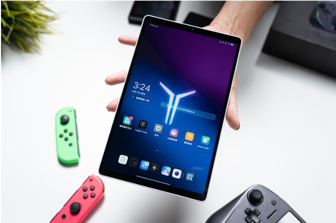 小米平板最強對手?臺灣沒賣的聯想 Legion Y700 四代評測:G9 手把合體、輕薄電競平板、Snapdragon 8 Elite 效能猛爆!災情、優缺點老實說|科技狗 - G9 手把, LENOVO, S8 Elite, 掌機, 電競平板 - 科技狗 3C DOG