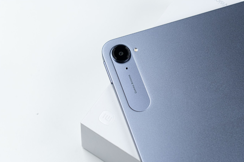 $14,999 的小米 Pad Mini 值得買嗎?聯發科天璣 9400+ 8.8 吋旗艦機對戰高通 S8 Elite Y700 四代,誰才是最強安卓小平板|科技狗 - xiaomi, 天璣 9400+, 聯發科, 輕薄平版, 黃金尺寸 - 科技狗 3C DOG