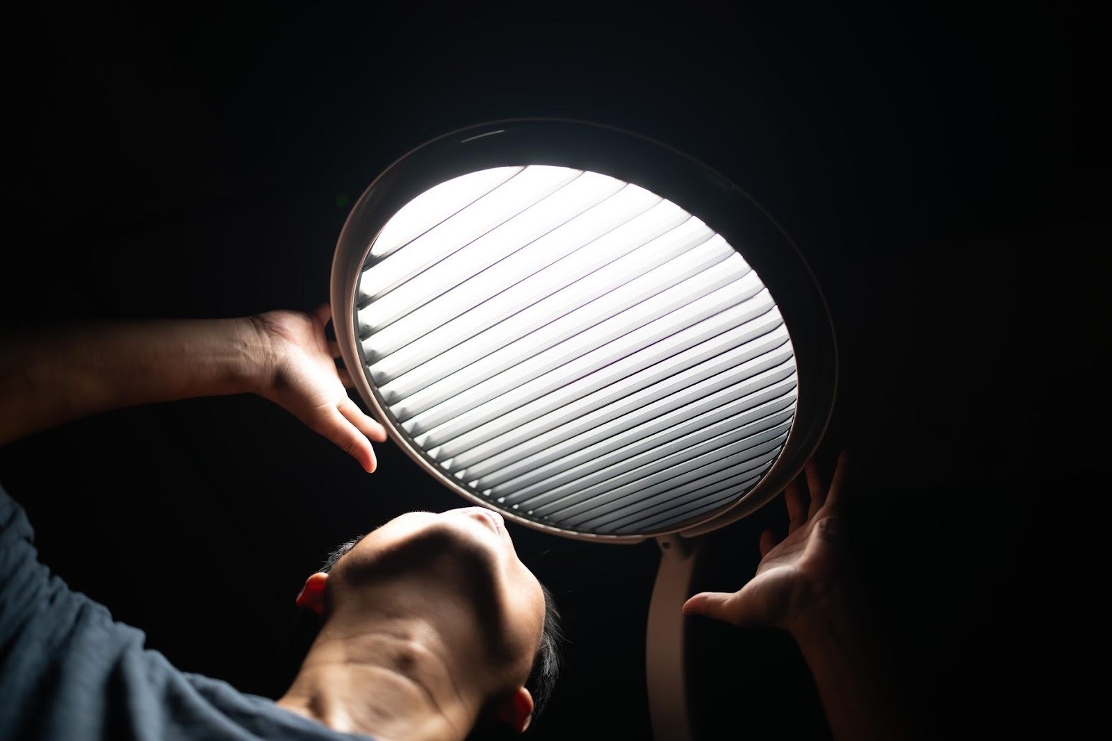 標題:超巨照明 BenQ MindDuo Max 護眼大立燈開箱評測|全光譜雙色 LED、Ra 演色性、檯燈、桌燈、寫字燈|科技狗 - benq, 檯燈, 立燈, 護眼, 開箱評測 - 科技狗 3C DOG